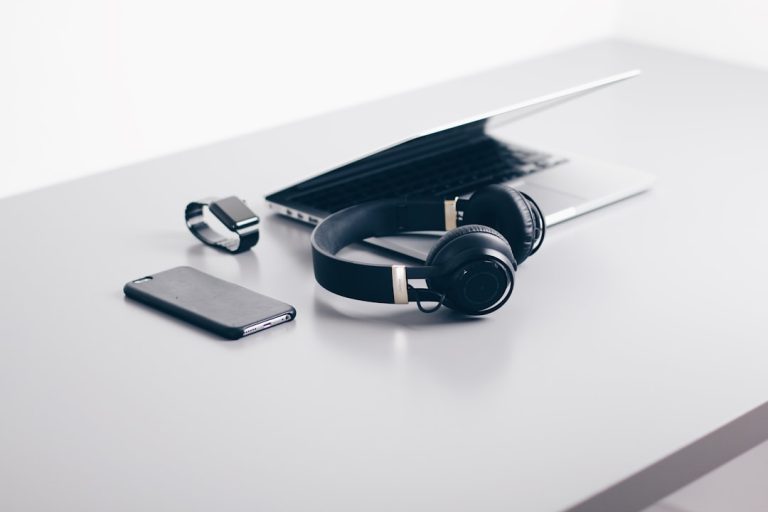 Eco-Friendly Tech Gadgets: Innovations for a Sustainable Future